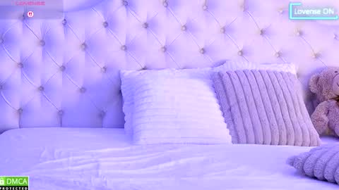 BiteFromTemptation online show from November 19, 7:01 pm