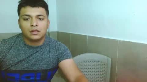 black__and__whiite online show from October 13, 7:10 am