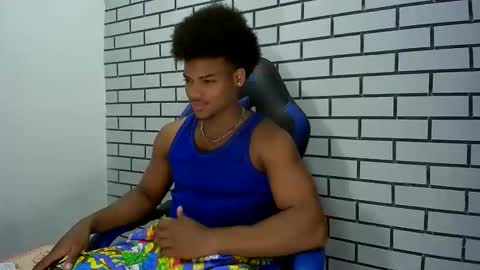 tu morenito online show from November 15, 11:50 pm