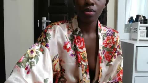 black ghodess online show from March 1, 3:43 am