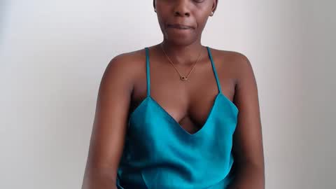 black ghodess online show from September 22, 11:47 am