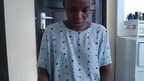 black ghodess online show from February 9, 1:46 pm