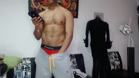 Snapshot of black_hot26 chatting on September 19, 4:33 pm black_hot26 online show from September 19, 4:33 pm
