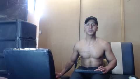 Snapshot of black_hot26 chatting on January 4, 5:47 pm black_hot26 online show from January 4, 5:47 pm