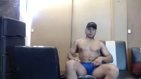 Snapshot of black_hot26 chatting on January 21, 1:21 pm black_hot26 online show from January 21, 1:21 pm