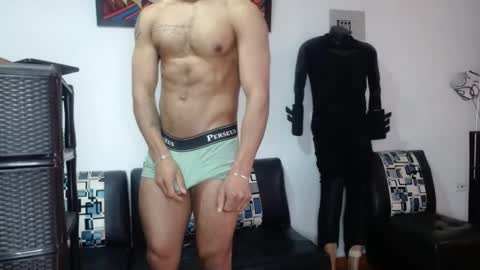 Snapshot of black_hot26 chatting on September 10, 4:19 pm black_hot26 online show from September 10, 4:19 pm