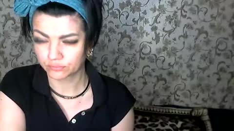 black_hot_01 online show from November 10, 11:29 pm