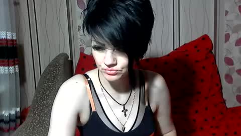 black_hot_01 online show from January 25, 8:21 am