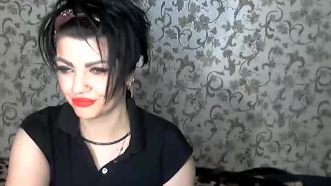 black_hot_01 online show from October 1, 4:44 am