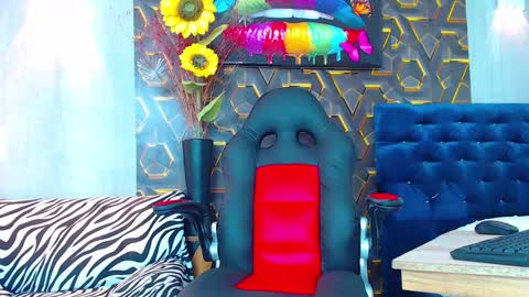 black_king_241 online show from October 10, 4:18 am