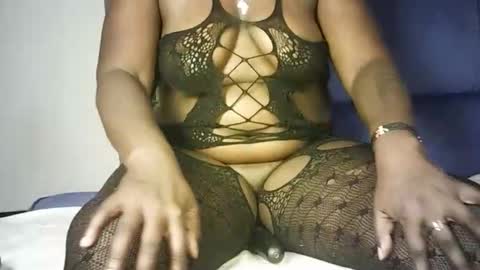 blackbeutie online show from October 8, 6:58 pm