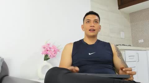 Snapshot of blackbullger_ chatting on September 22, 11:58 am Max online show from September 22, 11:58 am