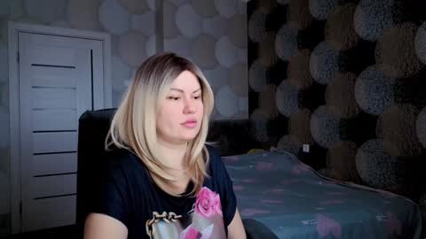 blackeyes11 online show from February 5, 6:35 am