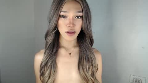 Black  Queen online show from February 22, 3:34 am