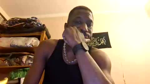 Snapshot of blackmamba_93 chatting on December 22, 1:55 am Bakbak online show from December 22, 1:55 am
