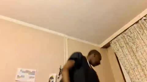 Snapshot of blackmamba_93 chatting on February 16, 2:42 am Bakbak online show from February 16, 2:42 am