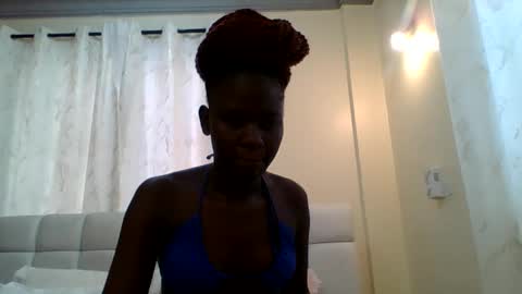 Snapshot of blackmela chatting on December 17, 9:17 am Blackmela online show from December 17, 9:17 am