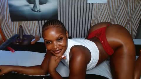 Smiley sylivia online show from April 15, 2:37 am