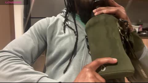 blackmuscles77 online show from April 8, 2:25 am