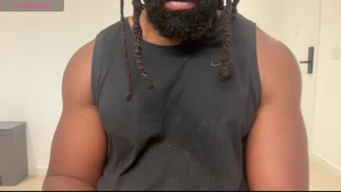 blackmuscles77 online show from March 5, 3:32 pm