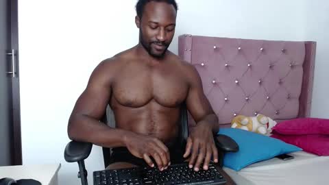 Twtter 1MikeBeckford            Onlyfns beckfordmike online show from February 11, 7:59 pm