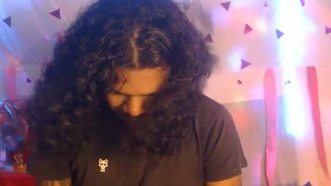 i am D.L online show from February 21, 11:33 am