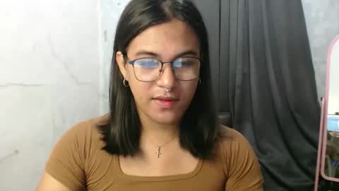 Ellez online show from September 28, 6:17 pm