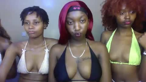 blackqueen2030 online show from April 21, 2:26 am