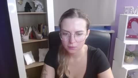 Snapshot of blackrosezoey chatting on September 15, 4:25 am Z O E Y online show from September 15, 4:25 am