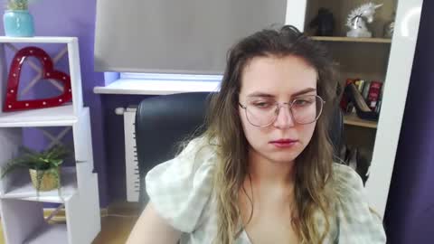 Snapshot of blackrosezoey chatting on February 11, 11:53 am Z O E Y online show from February 11, 11:53 am