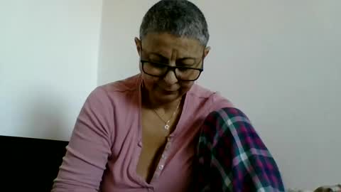 Snapshot of blackwidow05 chatting on January 16, 1:14 pm Black Widow online show from January 16, 1:14 pm