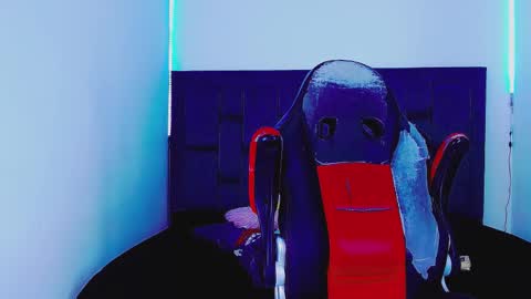 blade_sensual online show from October 17, 6:39 am