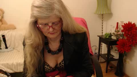 blairfort online show from January 18, 3:31 am