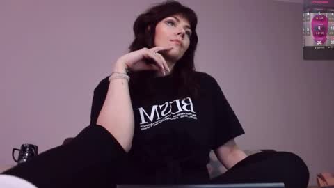 Britney online show from November 12, 11:45 am