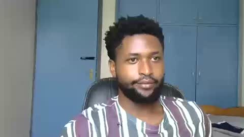 blakmoufaka online show from October 21, 5:23 am