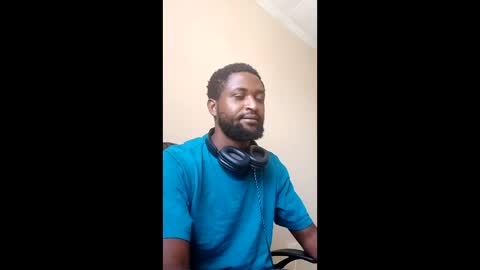 blakmoufaka online show from April 10, 6:30 am