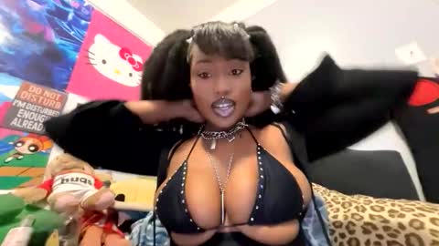 blasiangyal online show from March 18, 12:27 am