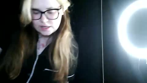 blesskitty_ online show from September 11, 1:23 pm