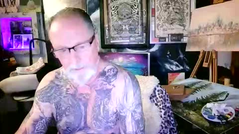blindsurfer780299 online show from May 5, 5:14 am