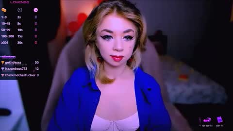 Nicole online show from December 3, 10:49 am