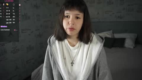 Sara online show from September 13, 8:33 pm