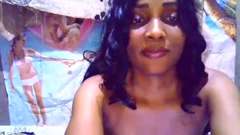 Lola online show from August 6, 3:04 am