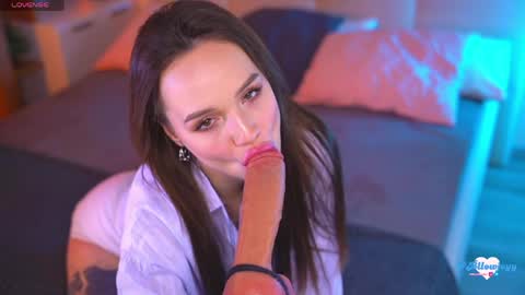 Amy online show from April 21, 7:15 am