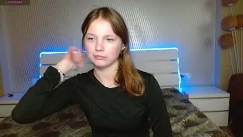 Sophie online show from October 10, 2:56 pm