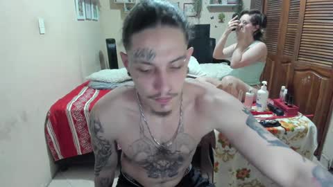 blondandtattooface online show from January 24, 11:37 am