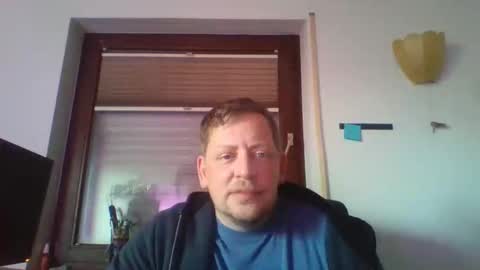 blonde32m online show from November 16, 8:38 am