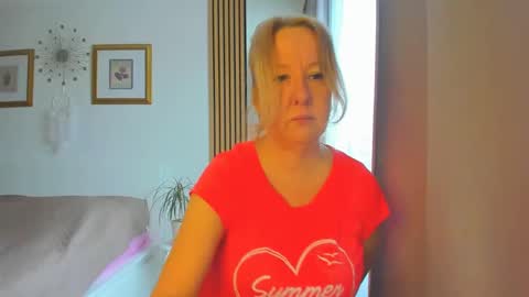 Nicole online show from March 2, 9:53 am