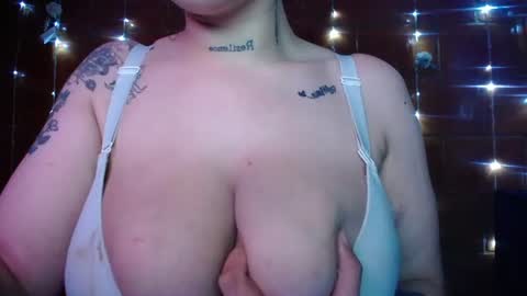 Sam online show from July 3, 3:11 am