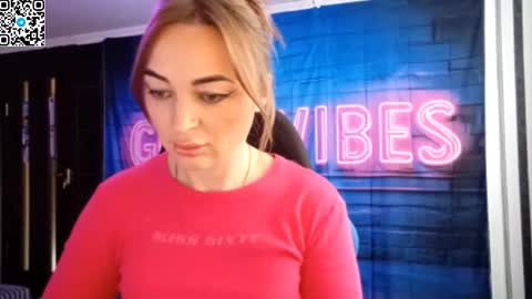 Meryem online show from November 19, 10:25 am