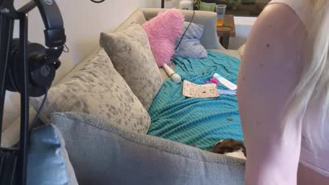 Summer Blonde Girl online show from February 18, 2:59 am